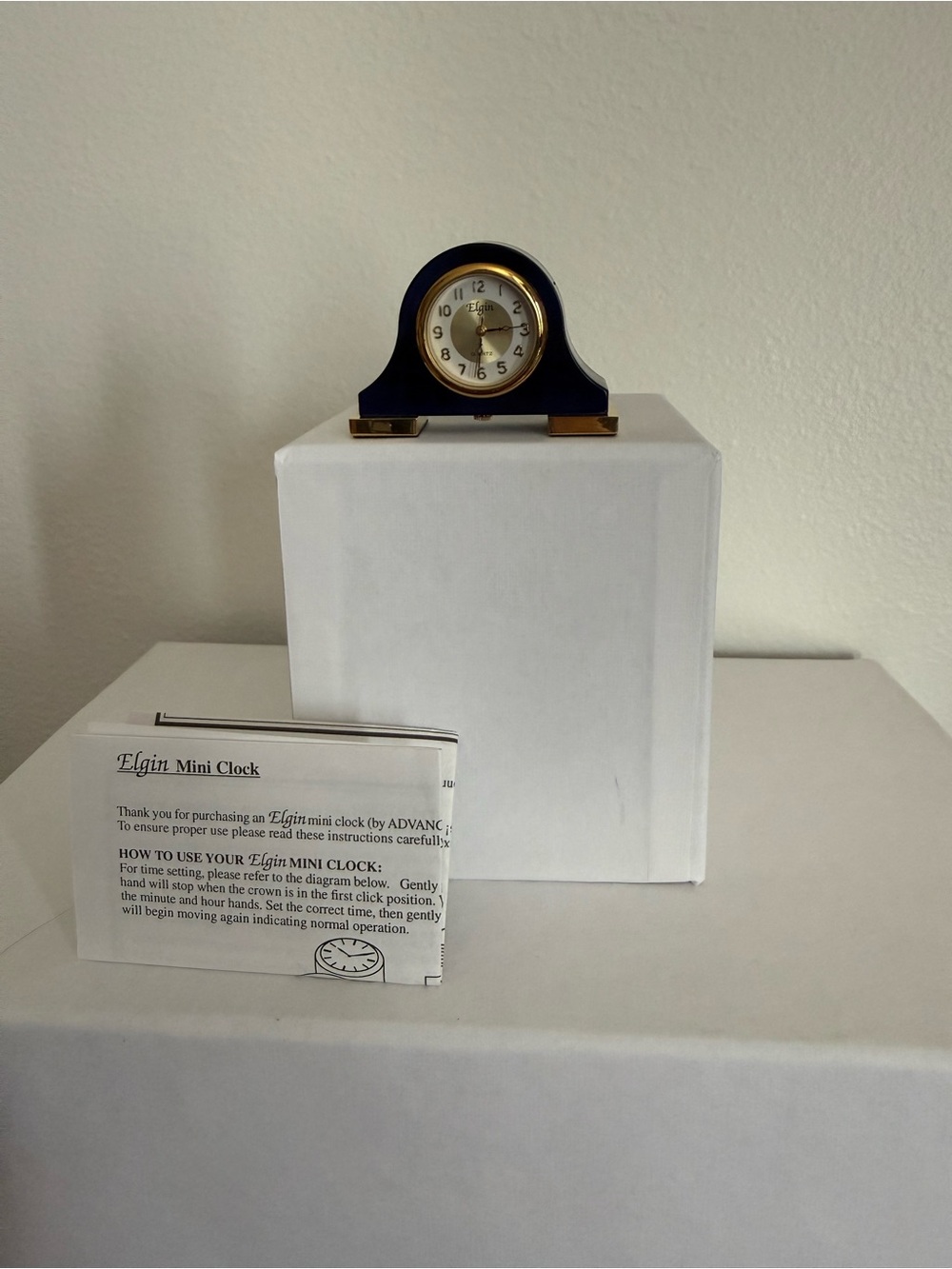 Elgin Mini Mantel Clock Dark Navy Blue Swirl Gold Tone Quartz w/ Instructions
